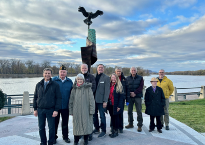 Veterans Memorial Statue